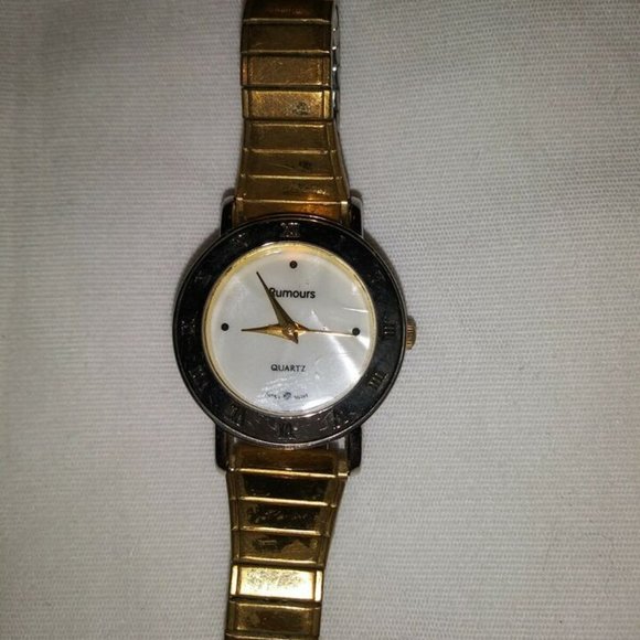 LADIES RUMOURS METAL STRETCHY BAND WRISTWATCH CA 00630